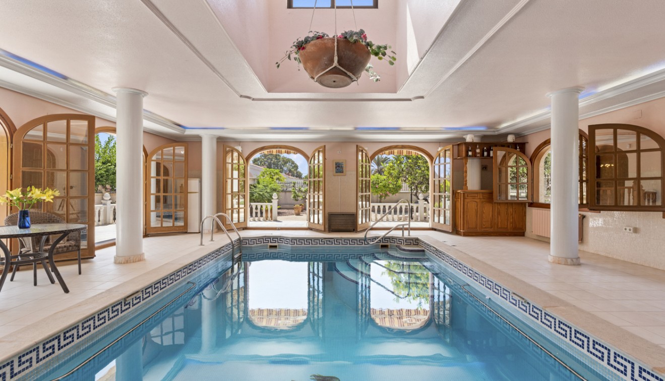 Venta - Chalet - Torrevieja