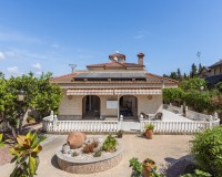 Venta - Chalet - Torrevieja