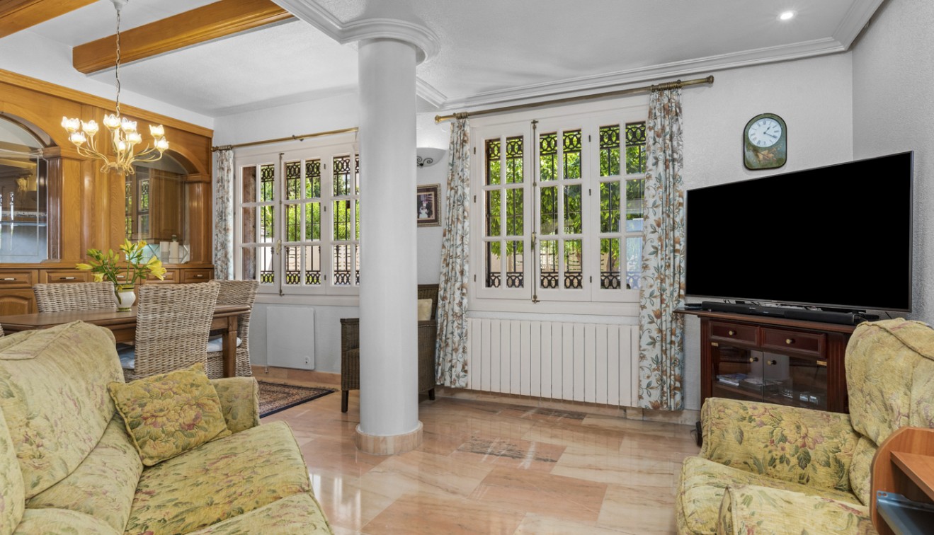 Venta - Chalet - Torrevieja