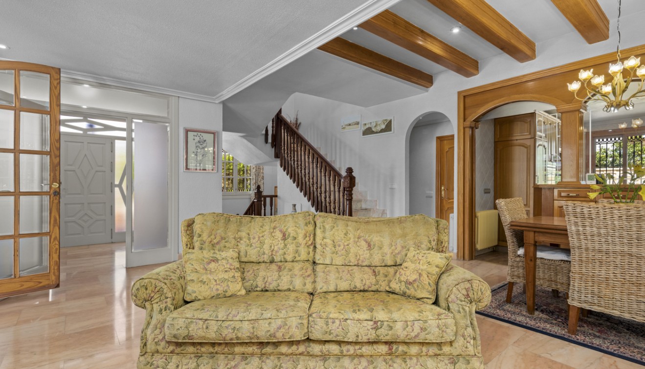 Venta - Chalet - Torrevieja