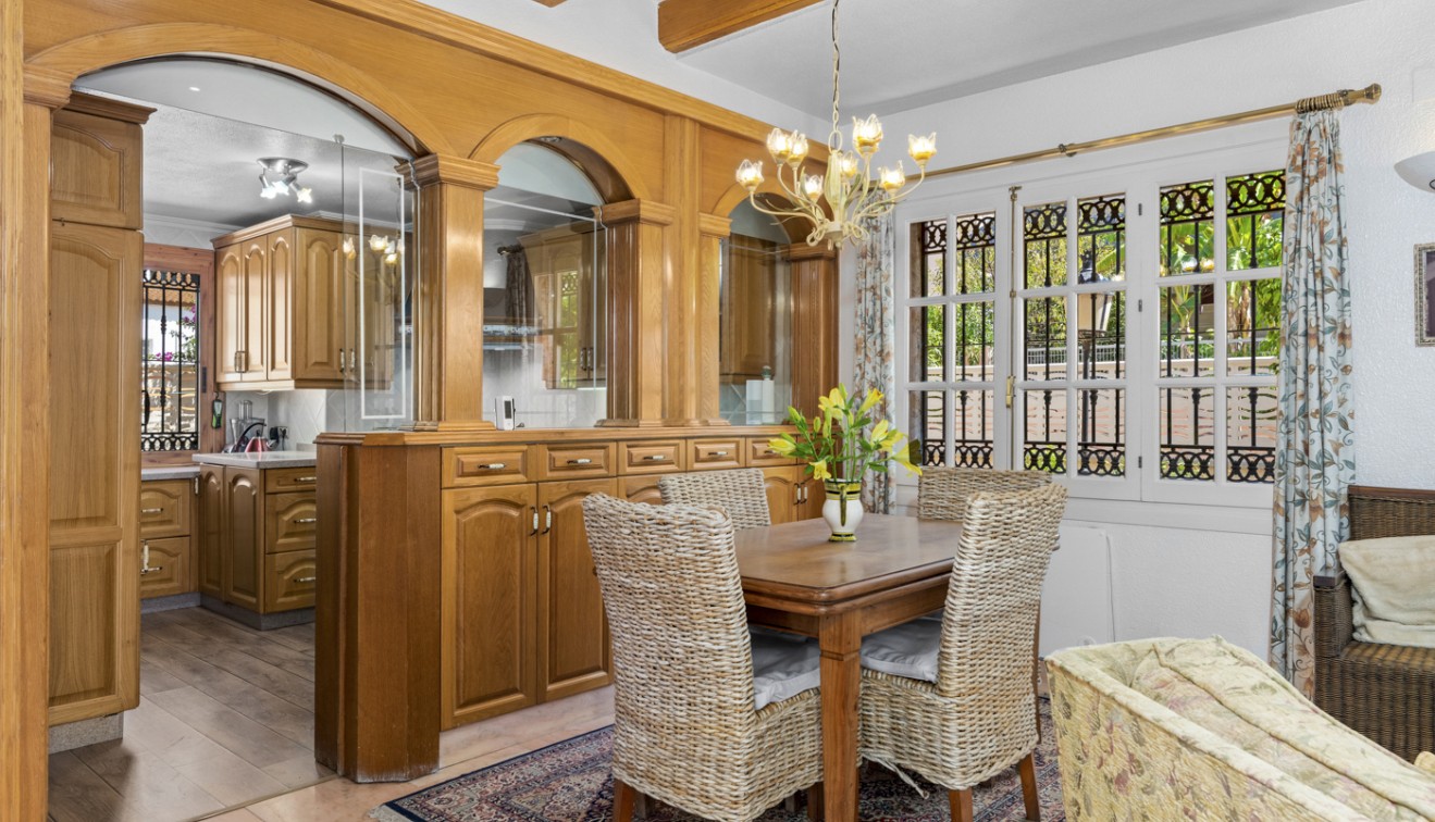 Venta - Chalet - Torrevieja