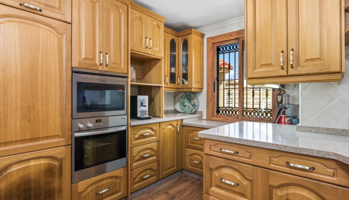 Venta - Chalet - Torrevieja