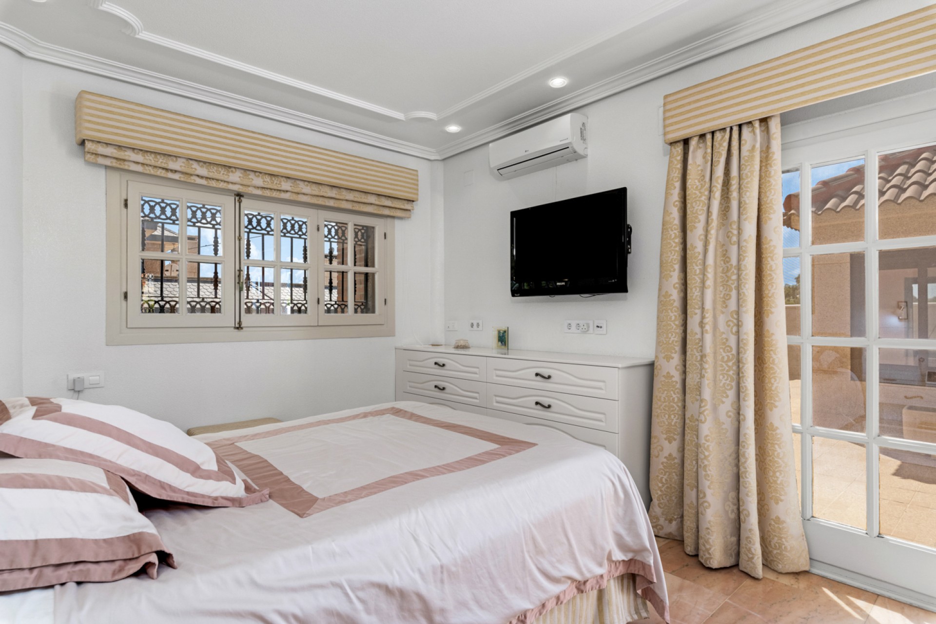 Venta - Chalet - Torrevieja