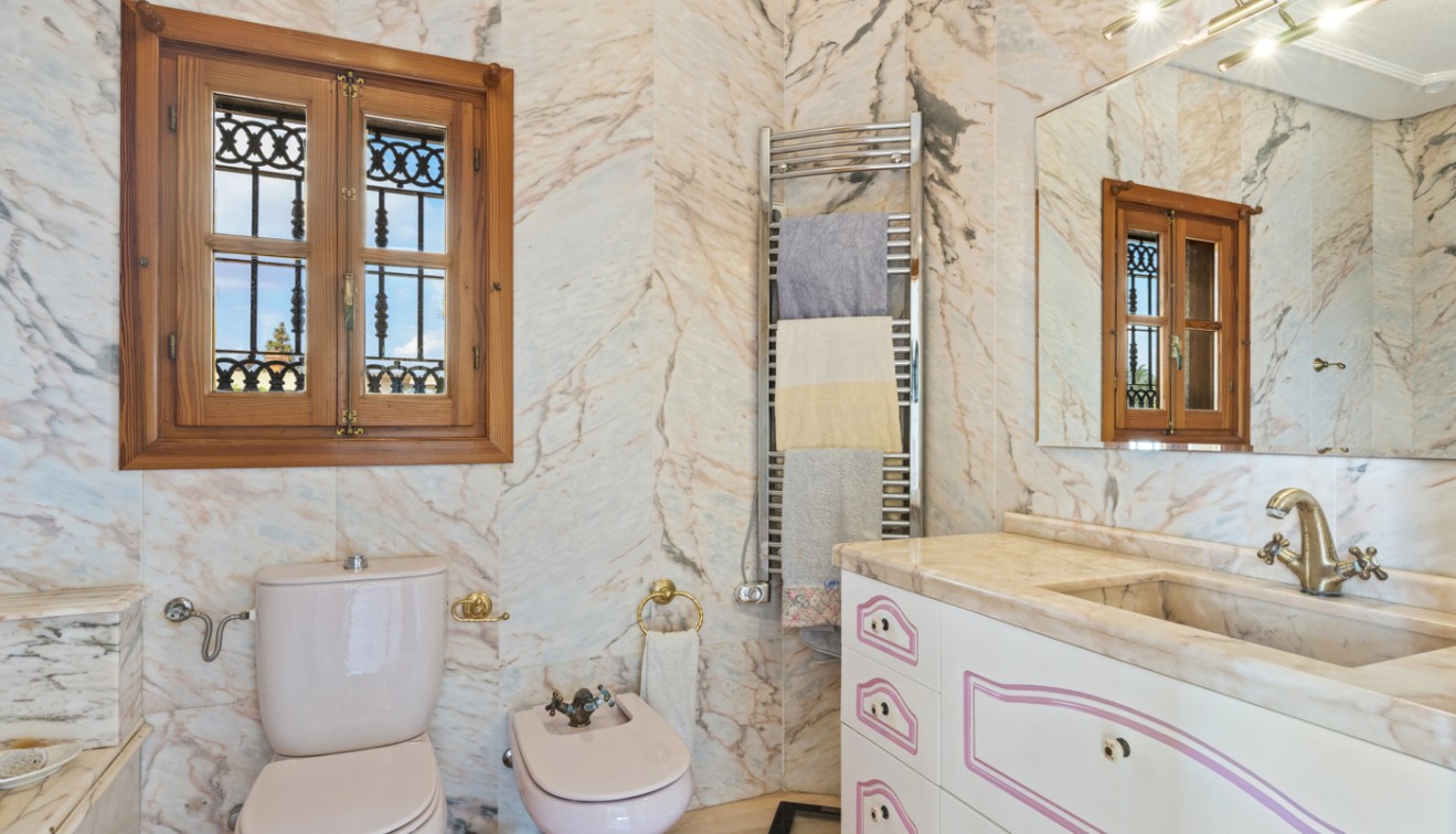 Venta - Chalet - Torrevieja