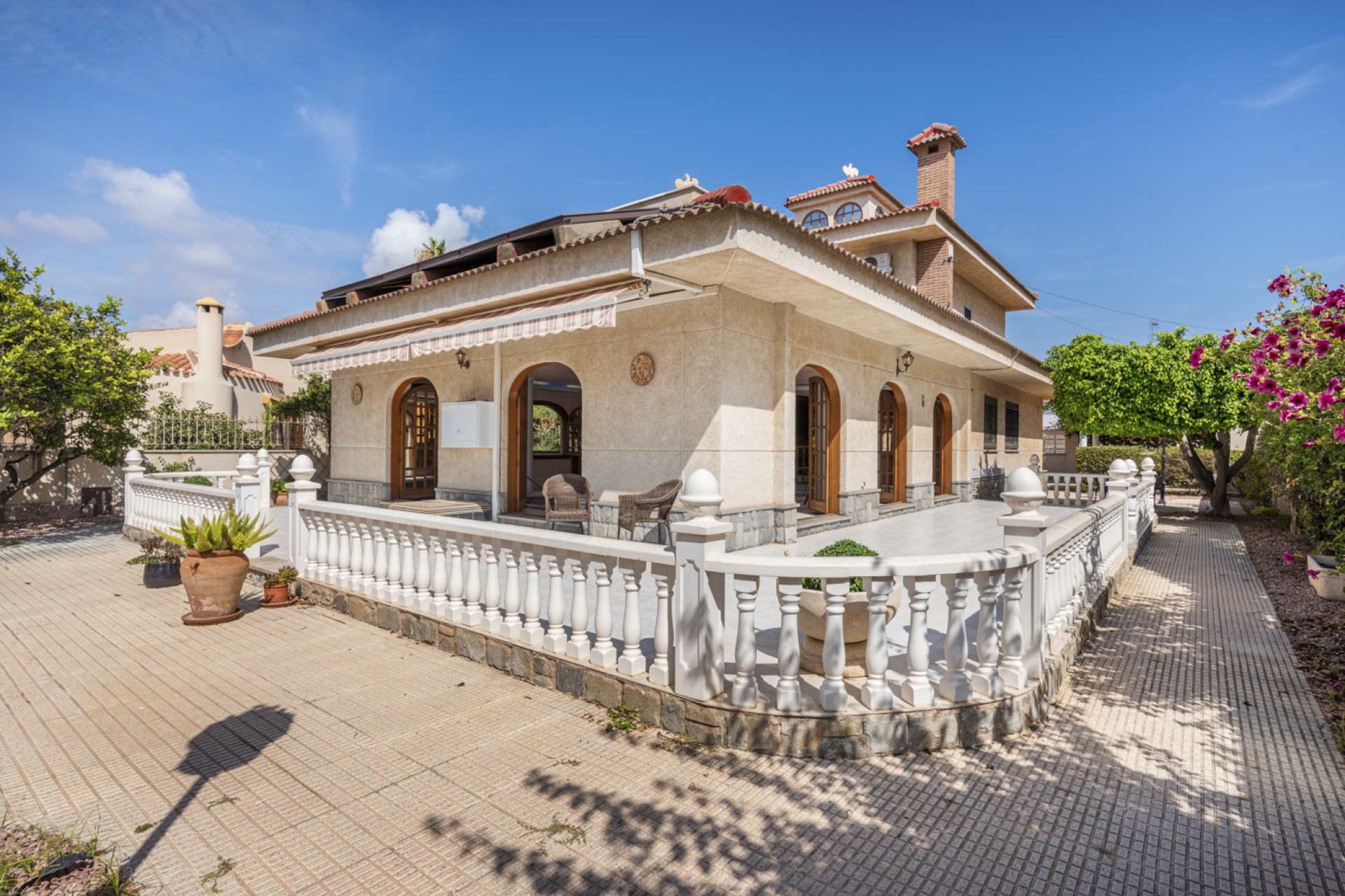 Venta - Chalet - Torrevieja