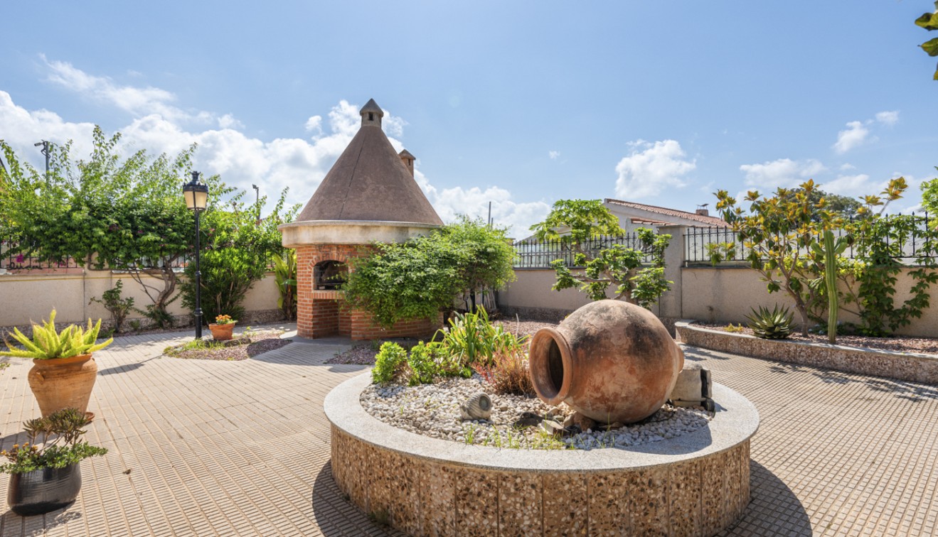 Venta - Chalet - Torrevieja