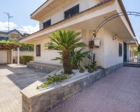 Venta - Chalet - Torrevieja