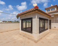 Venta - Chalet - Torrevieja