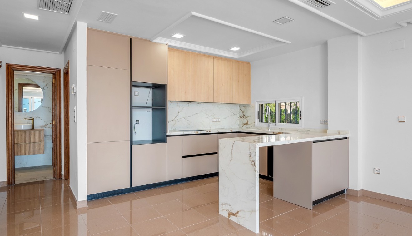 Venta - Chalet - Torrevieja