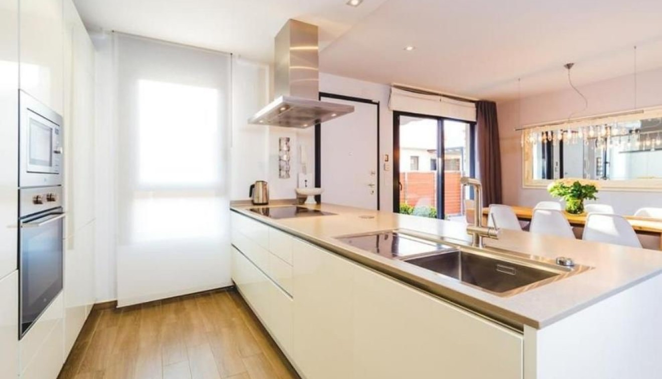 Venta - Chalet - Torrevieja