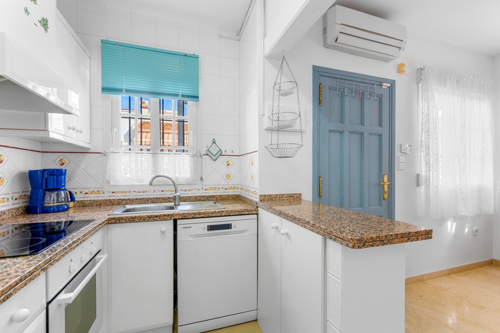 Venta - Cuatro - Orihuela costa - Playa Flamenca