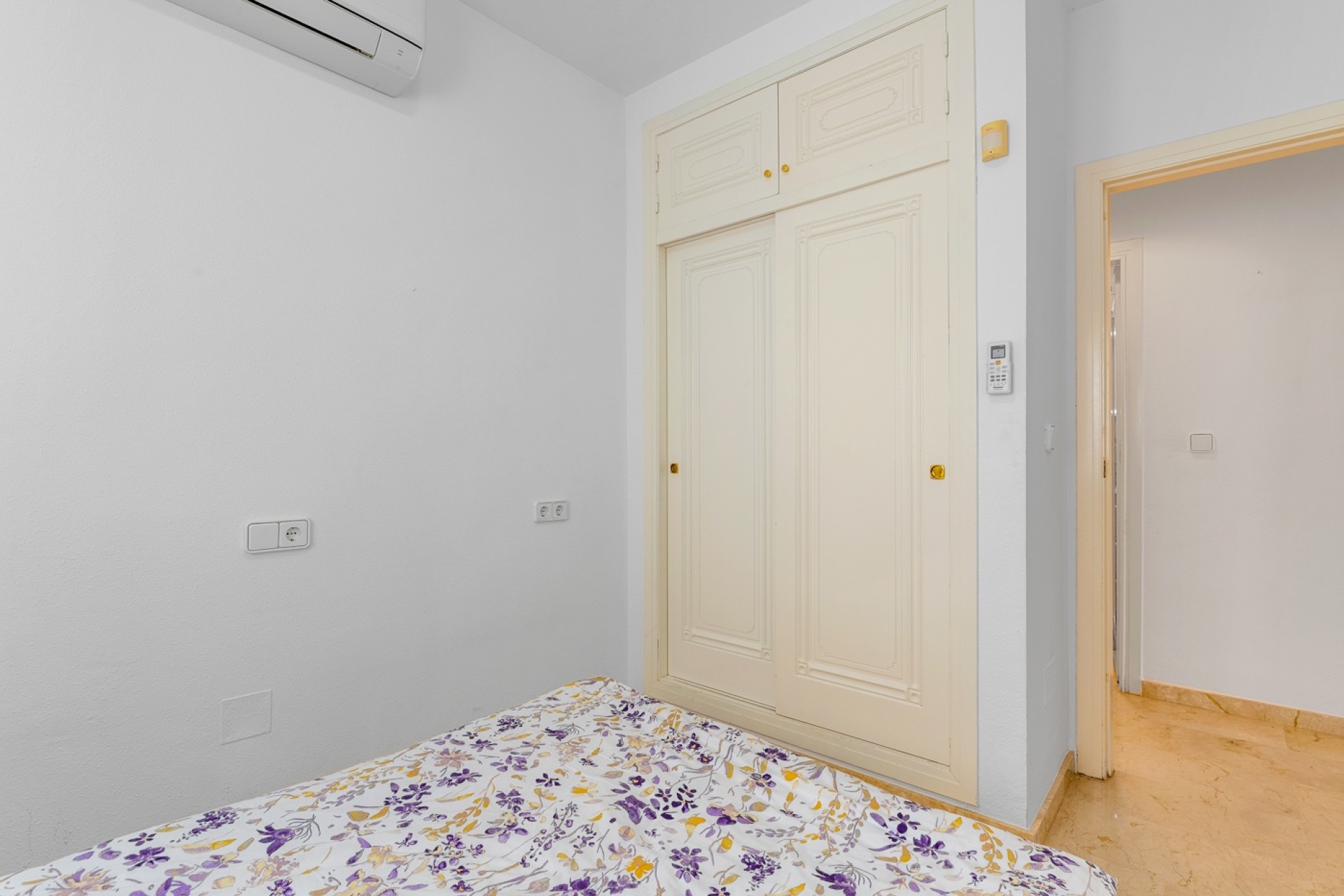 Venta - Cuatro - Orihuela costa - Playa Flamenca