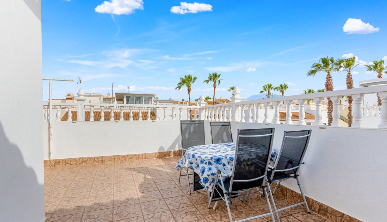 Venta - Cuatro - Orihuela costa - Playa Flamenca