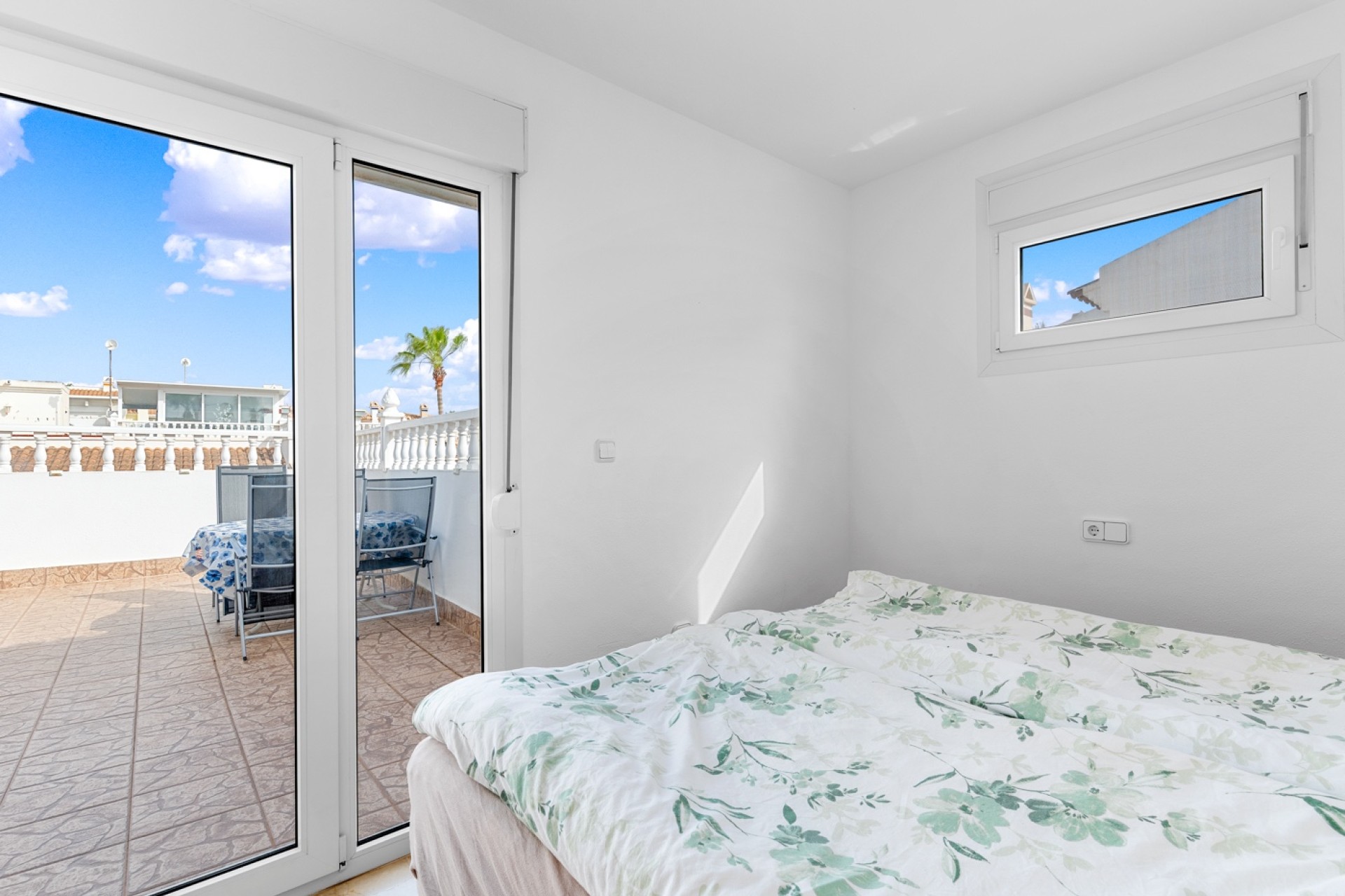 Venta - Cuatro - Orihuela costa - Playa Flamenca