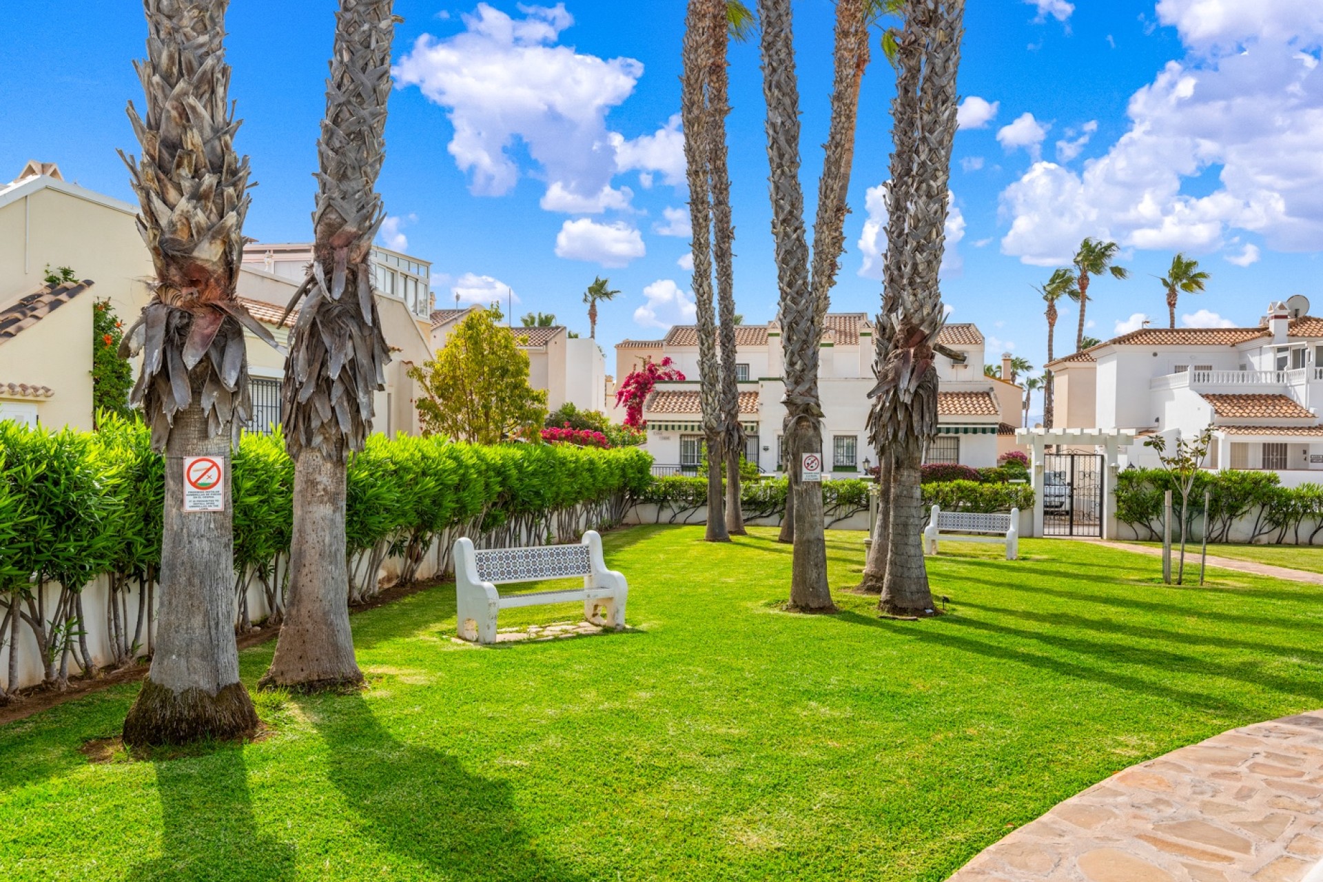 Venta - Cuatro - Orihuela costa - Playa Flamenca