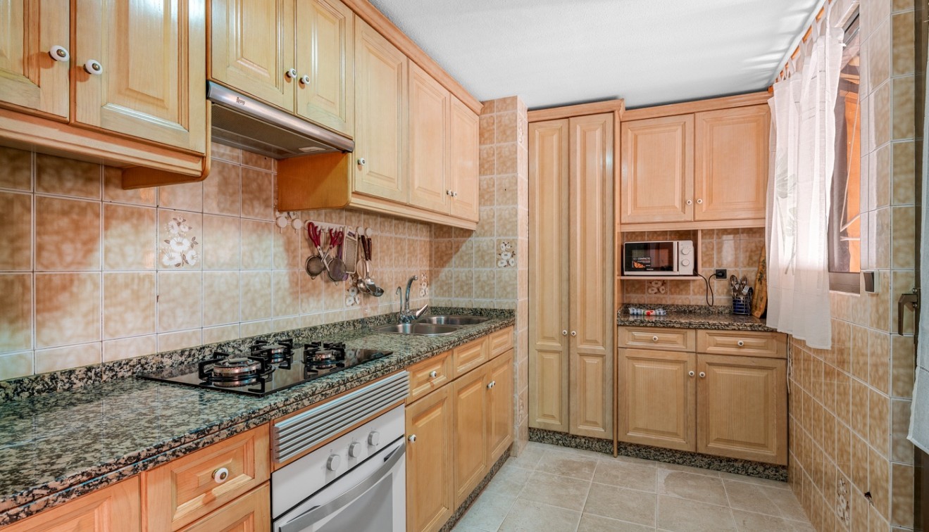 Vente - Apartment - Arenales del Sol - Segunda linea playa