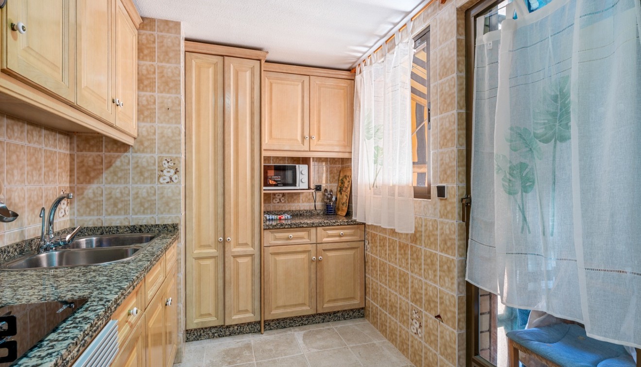 Vente - Apartment - Arenales del Sol - Segunda linea playa