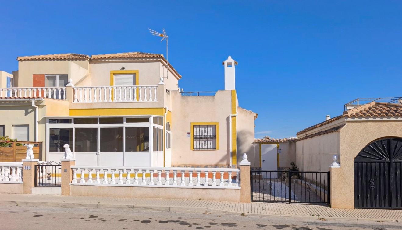 Vente - Bungalow - Orihuela costa - Los Altos