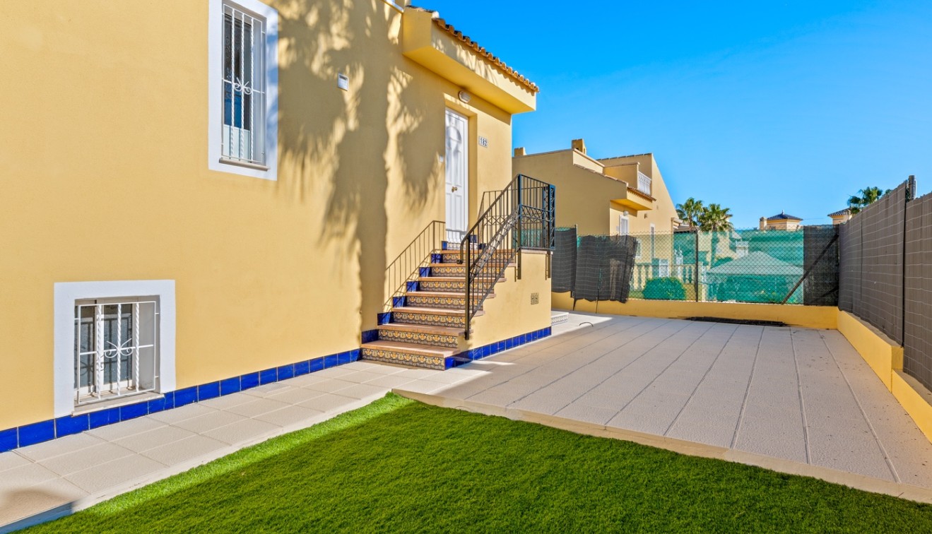 Vente - Semi-detached - Benimar