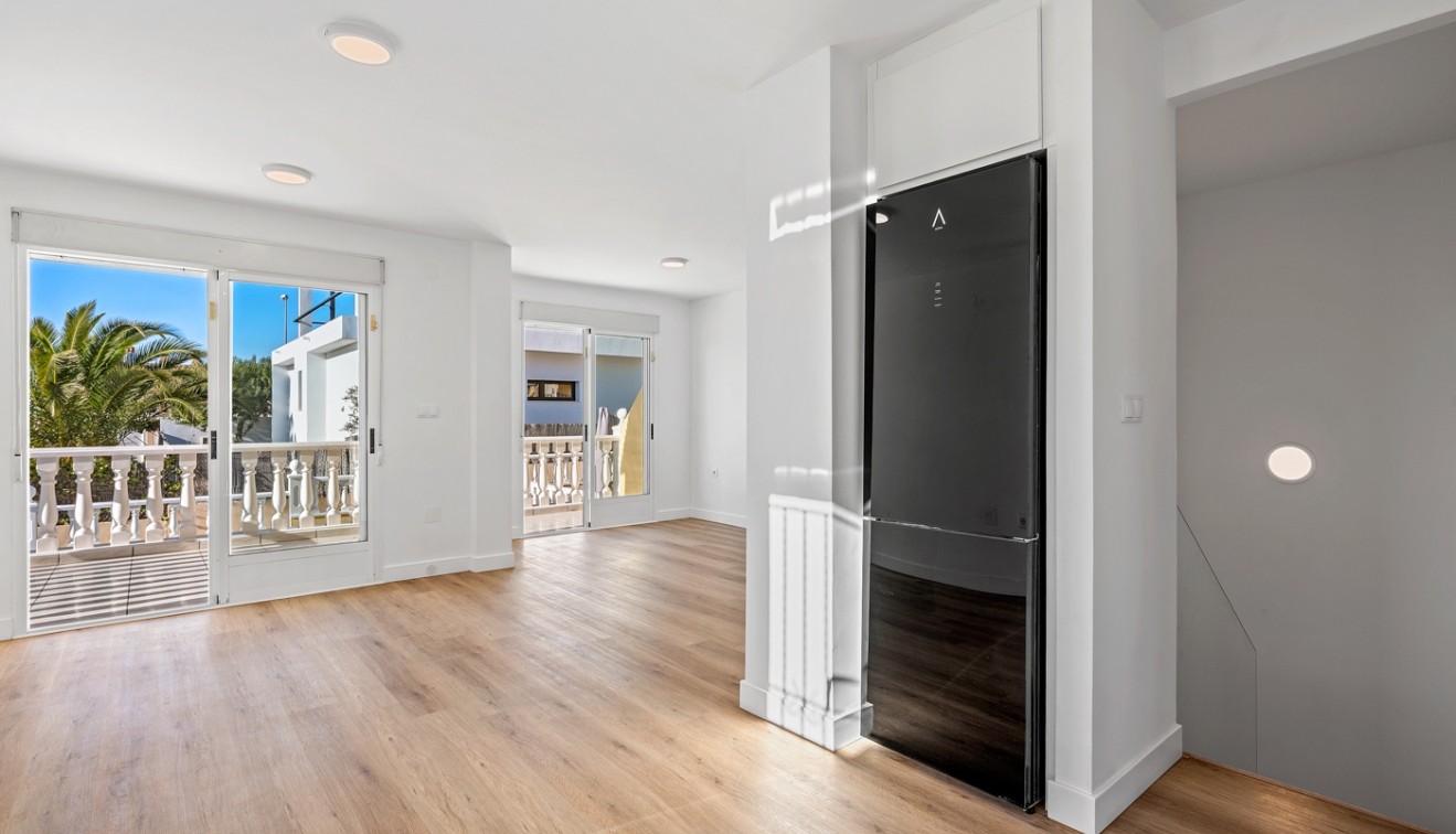 Vente - Semi-detached - Benimar