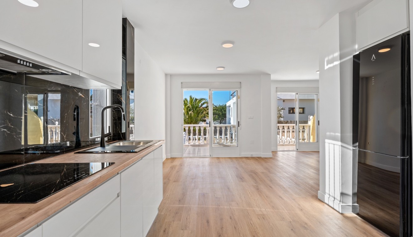 Vente - Semi-detached - Benimar