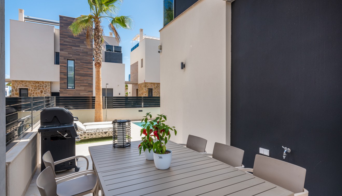 Vente - Villa - Orihuela costa - Lomas de Cabo Roig