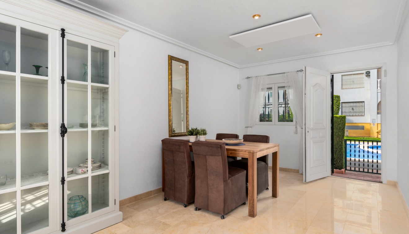 Vente - Villa - Orihuela costa - Villamartín