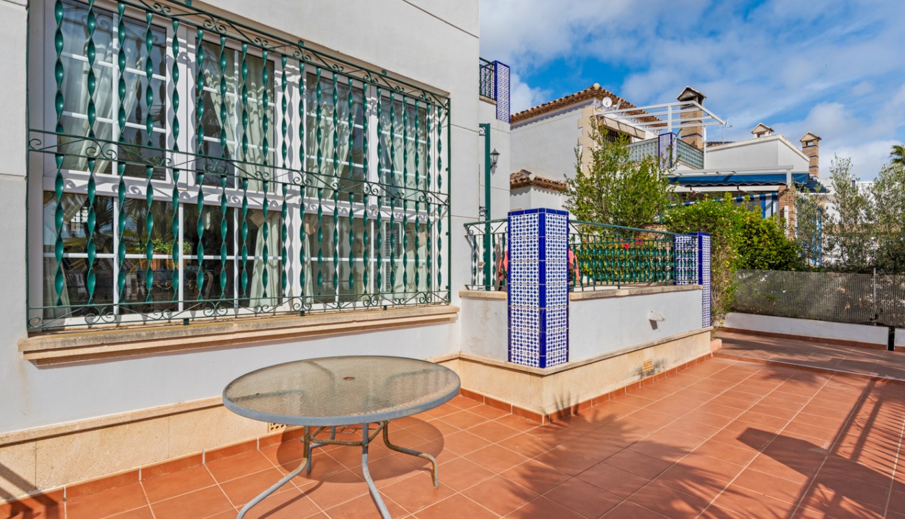 Vente - Villa - Orihuela costa - Villamartín