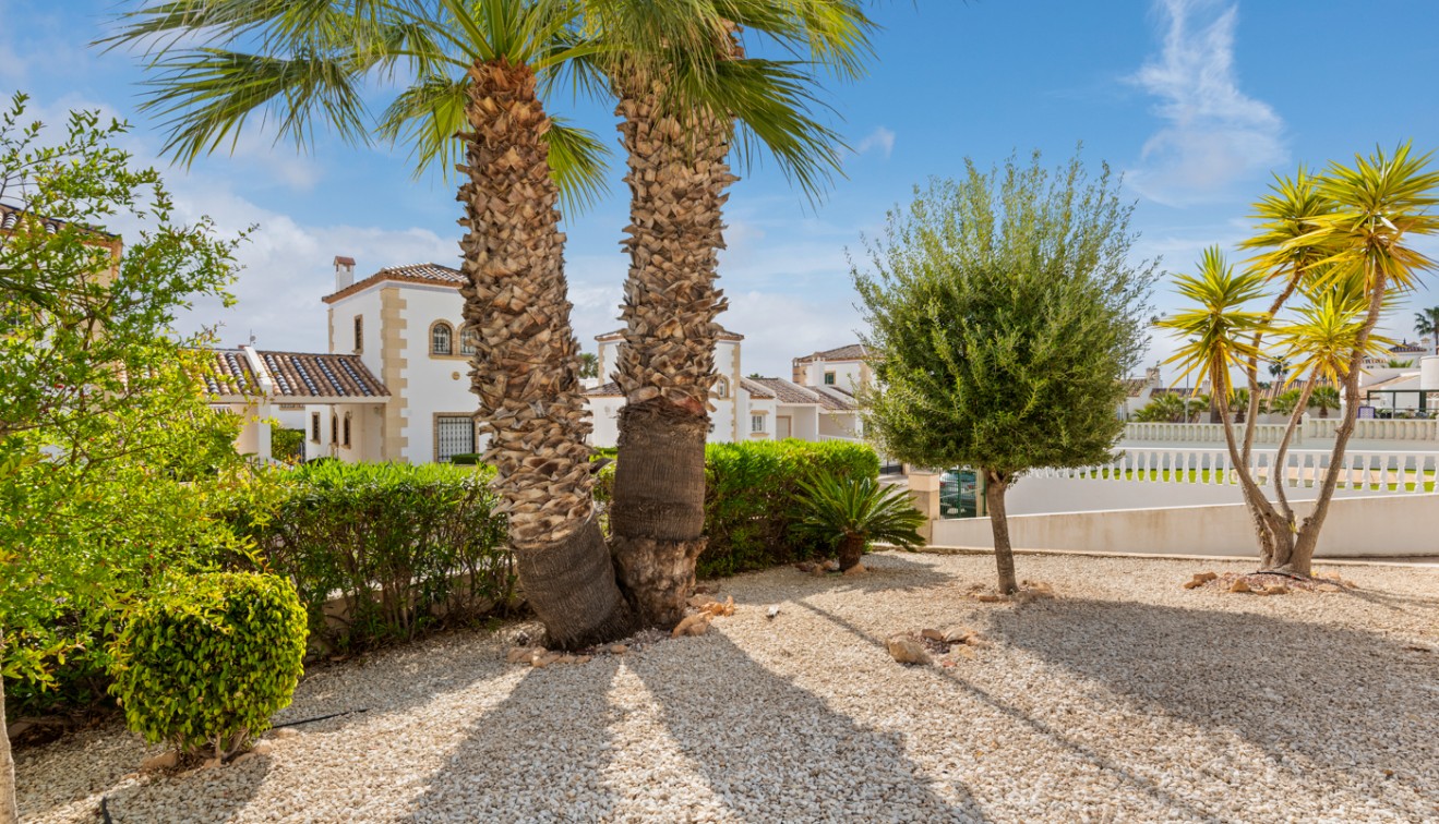 Vente - Villa - Orihuela costa - Villamartín