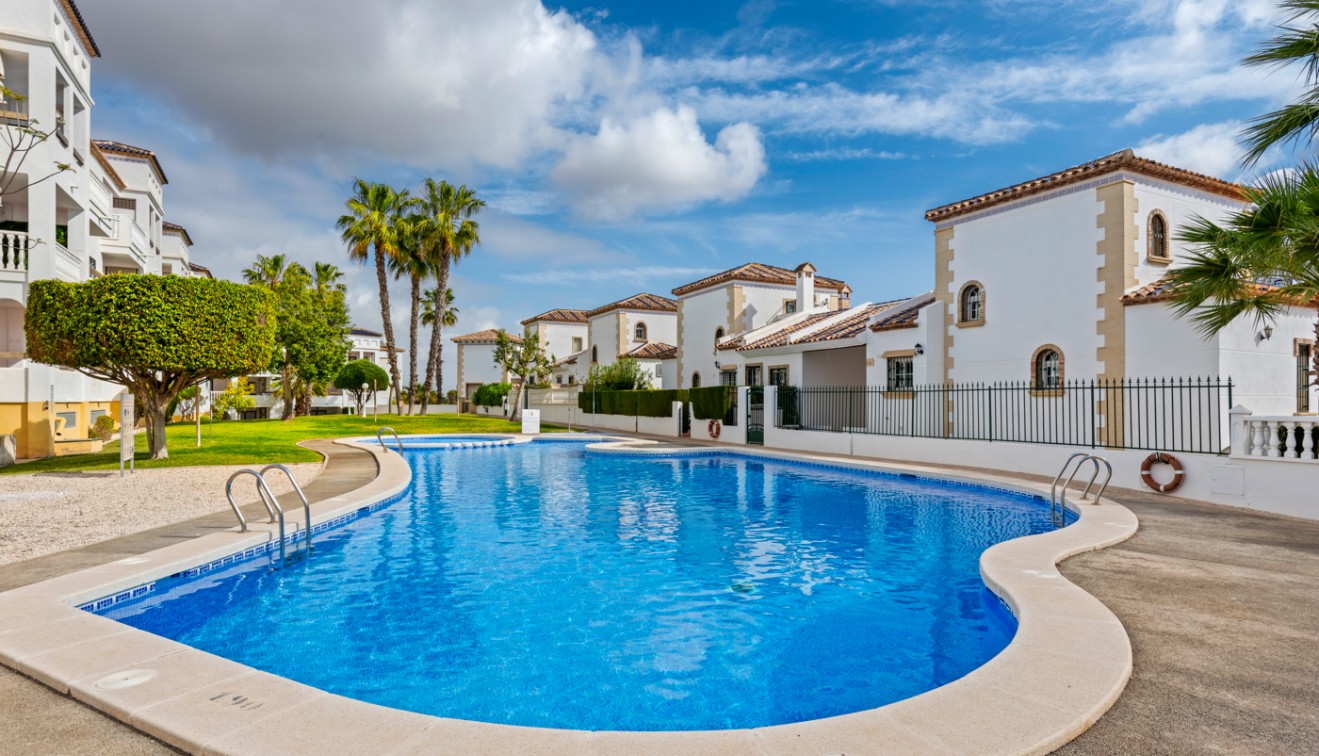 Vente - Villa - Orihuela costa - Villamartín