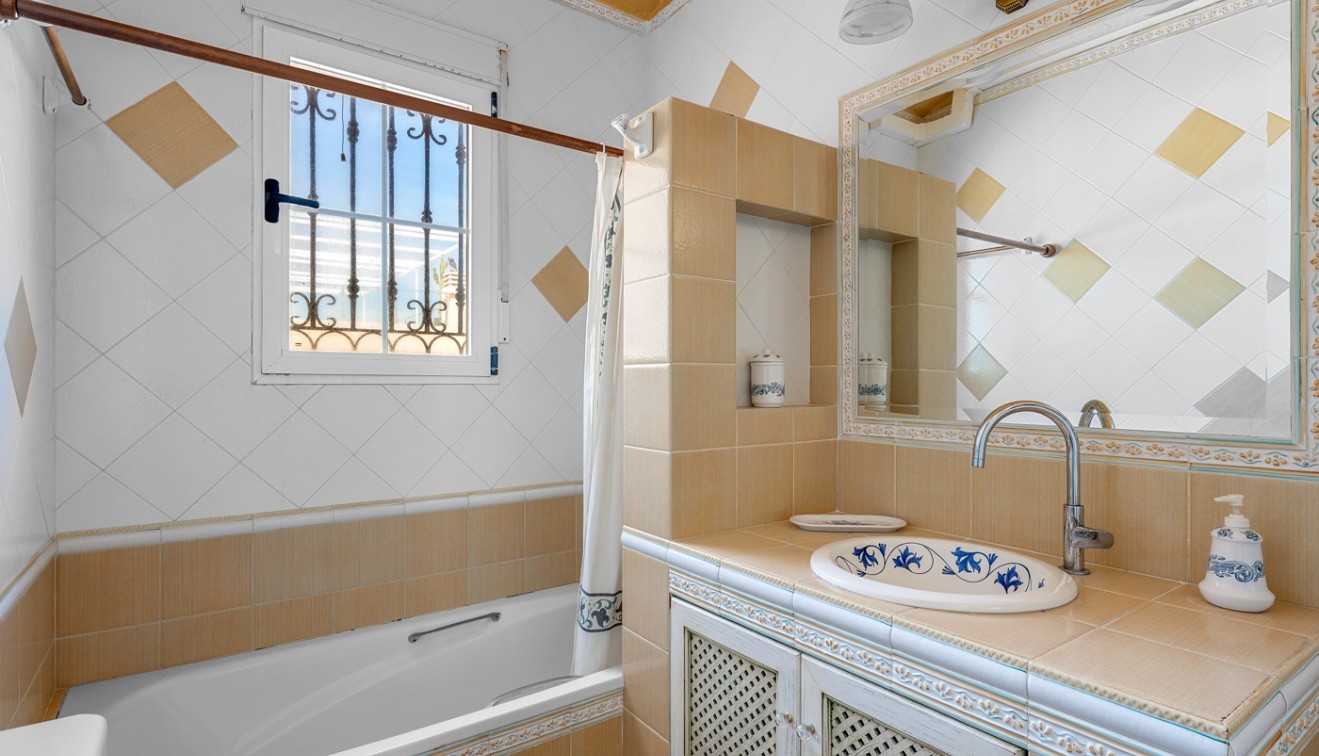 Vente - Villa - Torrevieja - La Mata