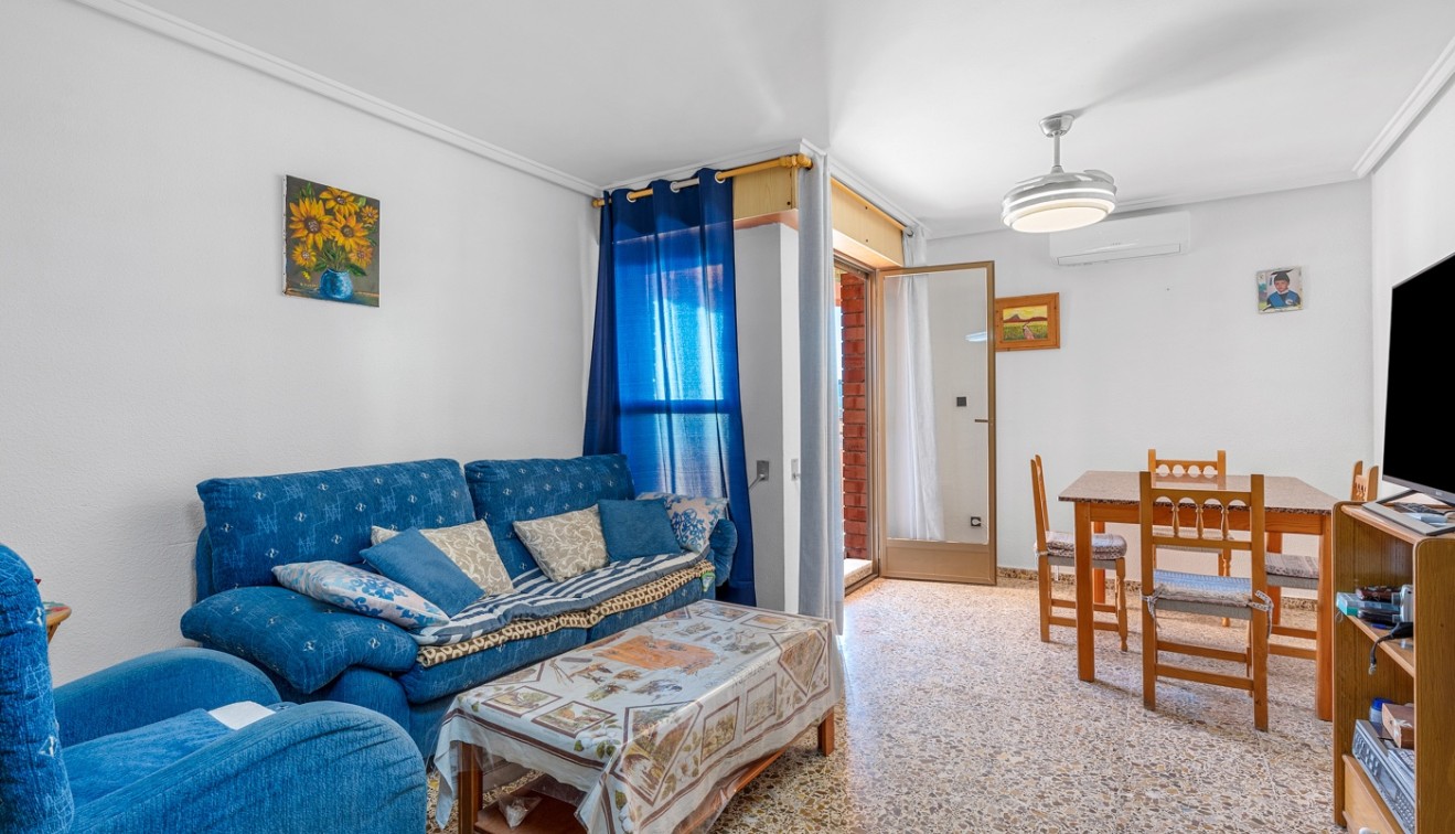 Verkoop - Appartement - Arenales del Sol - Segunda linea playa