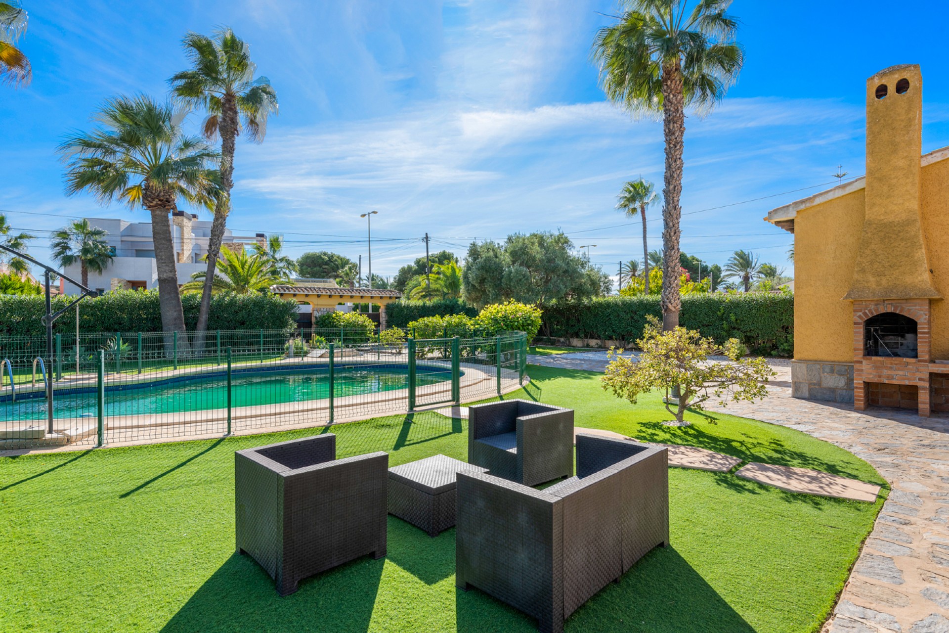 Verkoop - Chalet - Cabo Roig