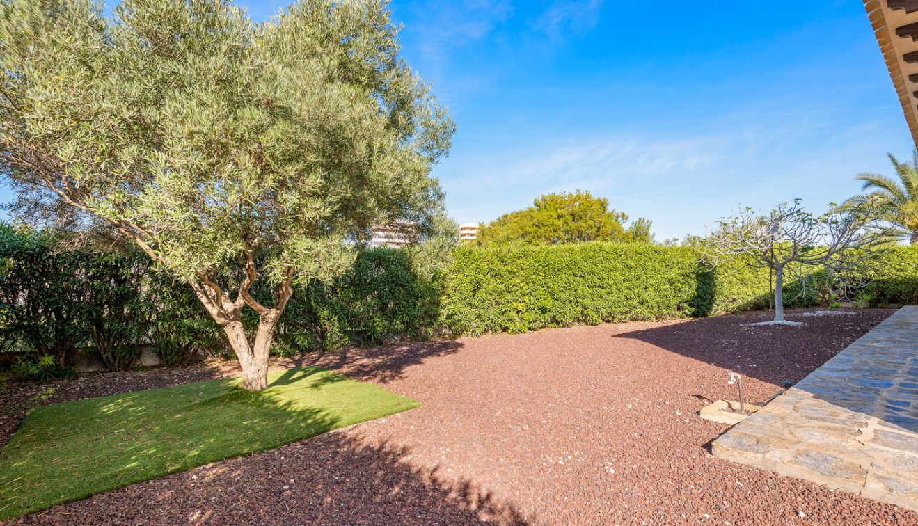 Verkoop - Chalet - Cabo Roig