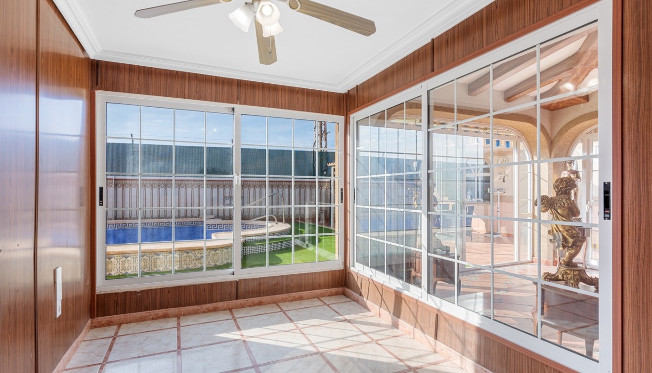 Verkoop - Chalet - Torrevieja