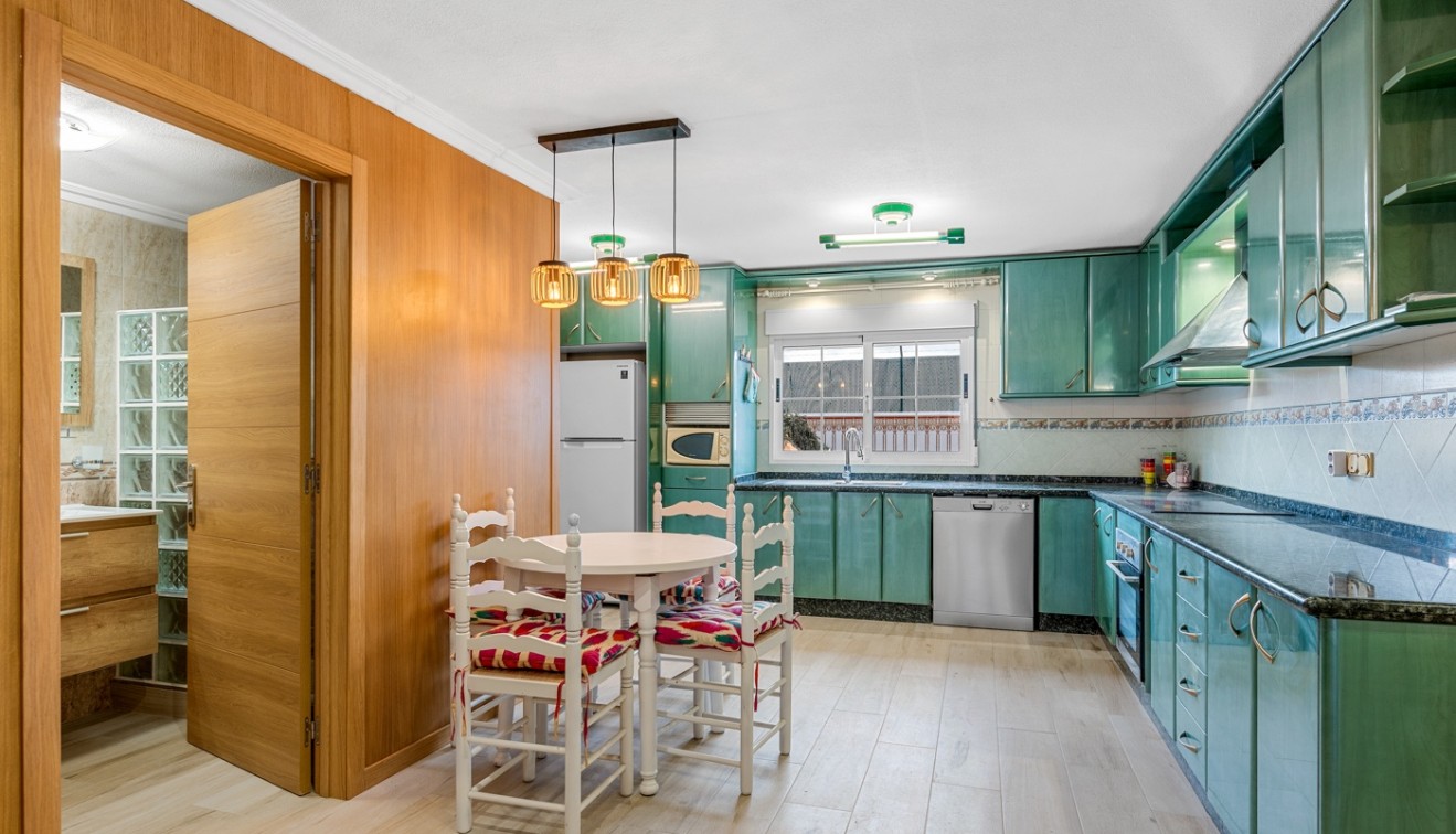 Verkoop - Chalet - Torrevieja