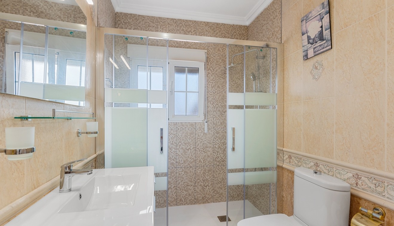 Verkoop - Chalet - Torrevieja