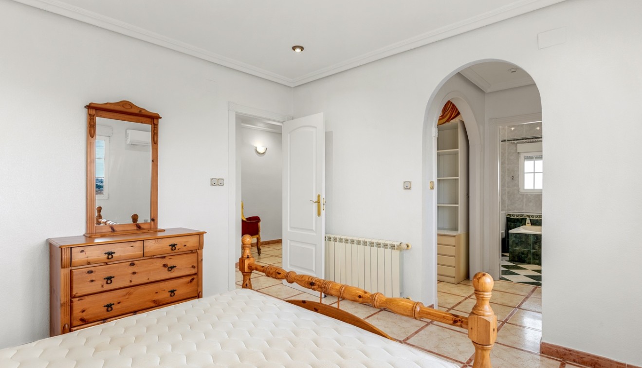 Verkoop - Chalet - Torrevieja