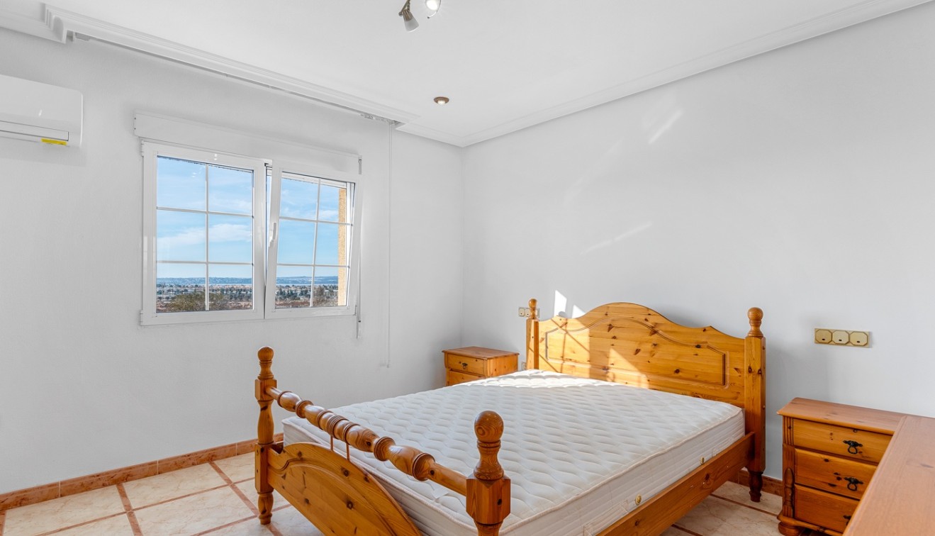 Verkoop - Chalet - Torrevieja