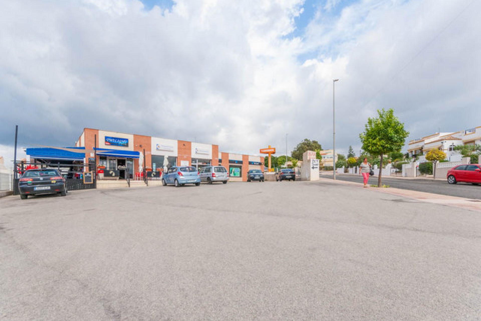 Verkoop - Commercieel - La Marina