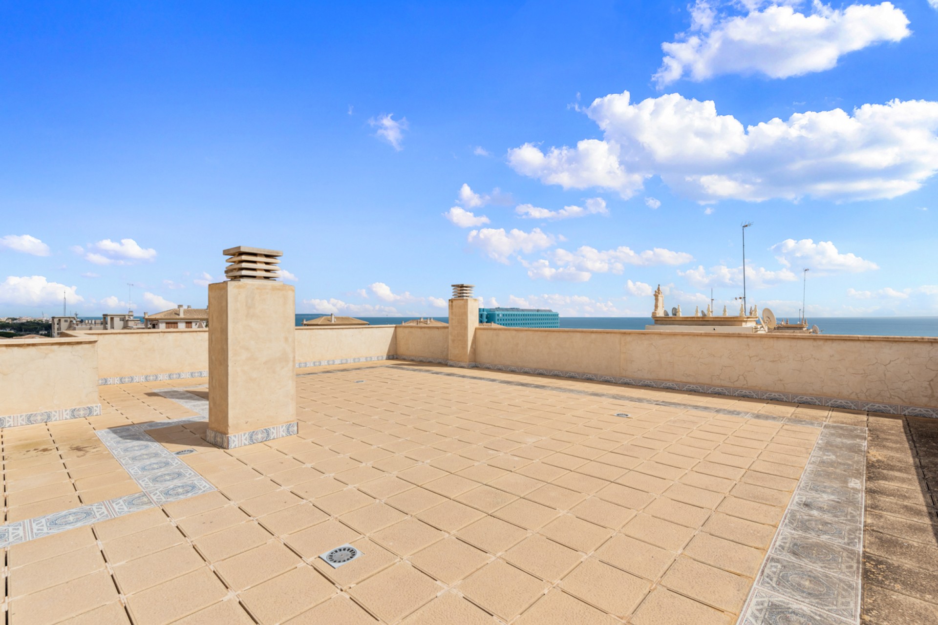 Verkoop - Ground Floor - Guardamar del Segura