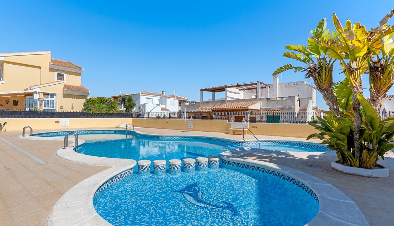 Verkoop - Halfvrijstaand - Playa Flamenca