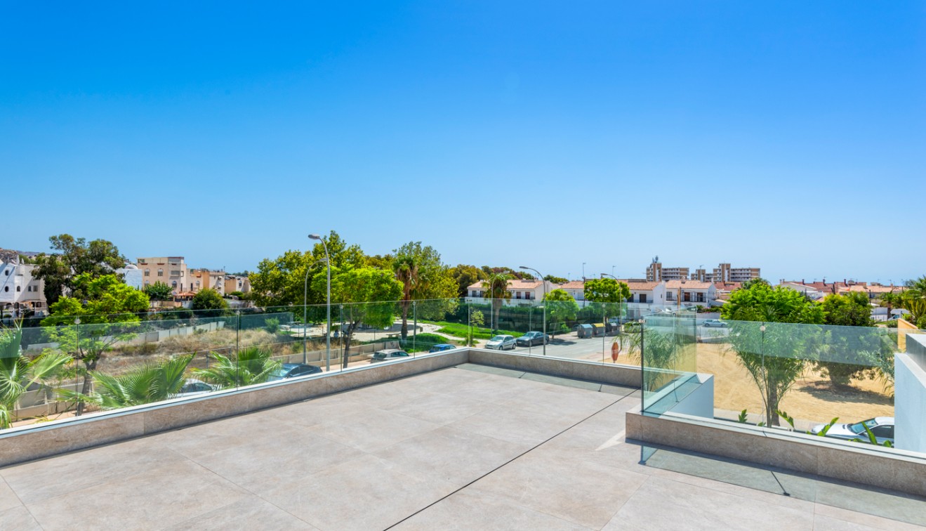 Verkoop - Villa - El Campello - El Amerador