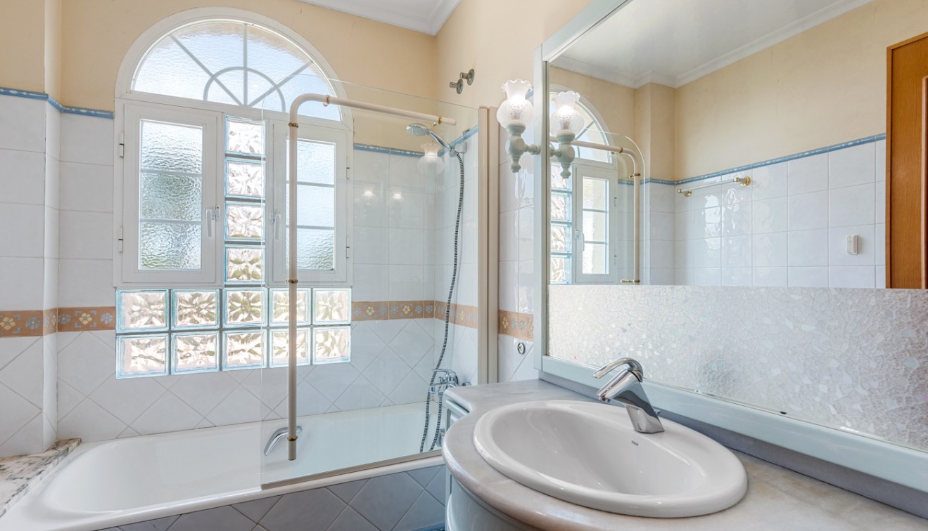 Verkoop - Villa - Elche/Elx