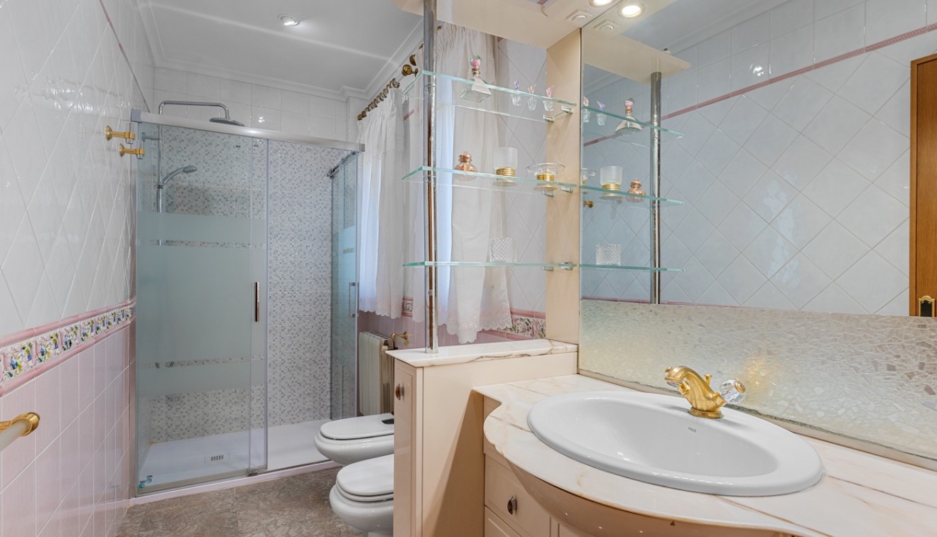 Verkoop - Villa - Elche/Elx