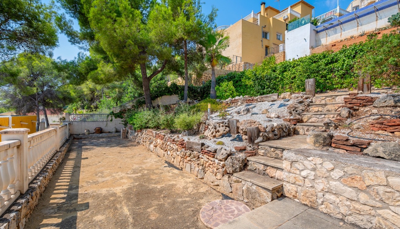 Verkoop - Villa - La Nucia - El tossal