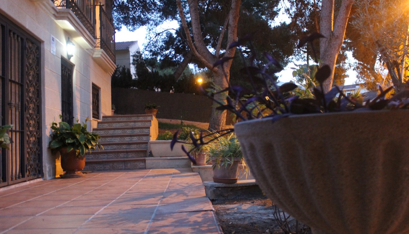 Verkoop - Villa - Los Balcones