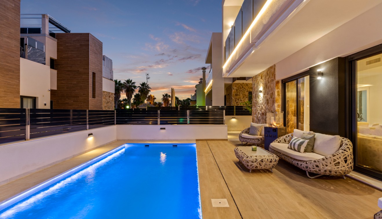 Verkoop - Villa - Orihuela costa - Lomas de Cabo Roig