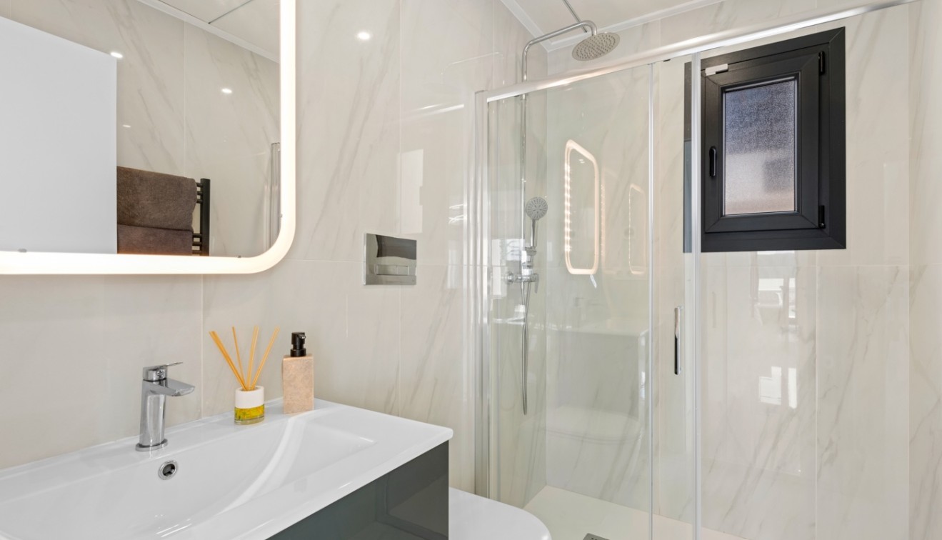 Verkoop - Villa - Orihuela - Vistabella Golf