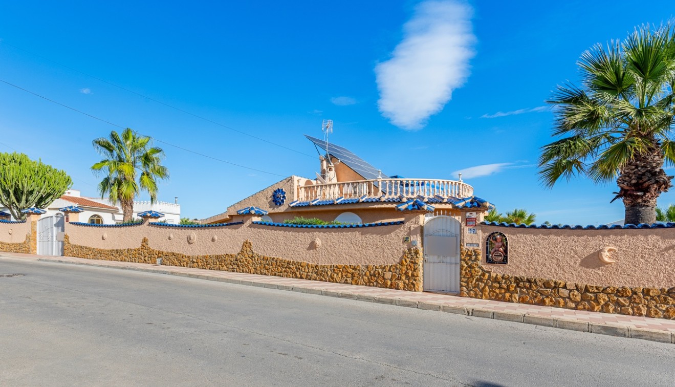 Verkoop - Villa - San Fulgencio - La Marina